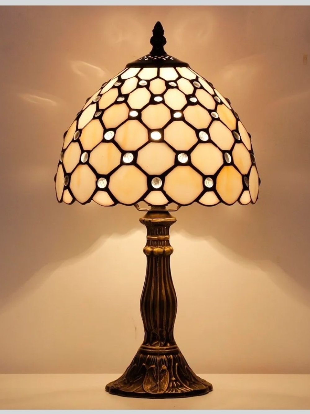 Vintage Tiffany Style Stained Glass Desk Lamp Pearl Bead Nightstand Light - Picture 7 of 9